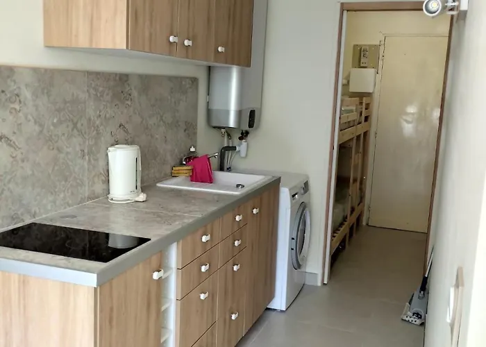 Le Regina 5p Parking * Le Grau-du-Roi